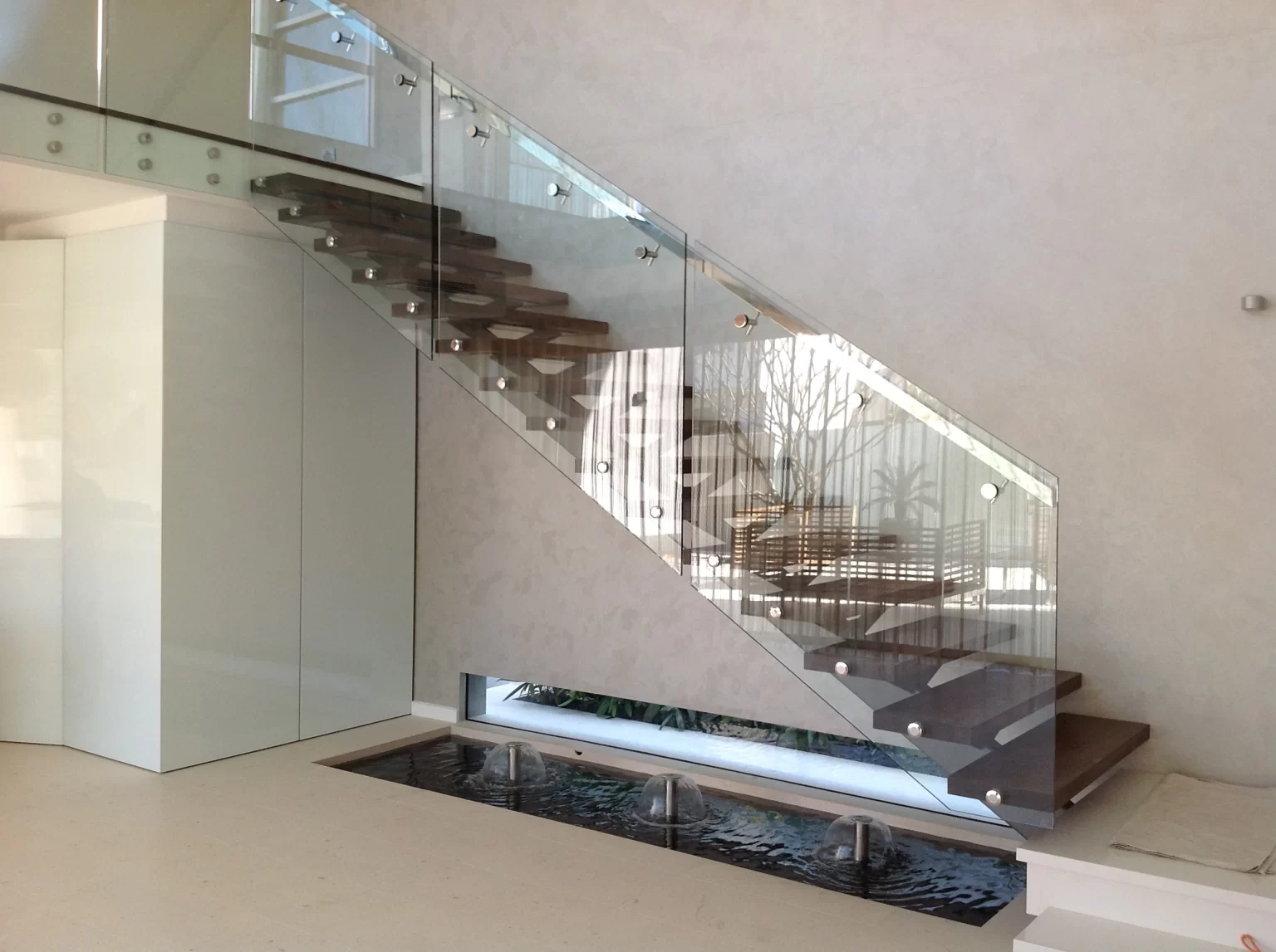 stainless-steel-standoff-for-frameless-balcony-staircase-and-deck-railing_3.jpg